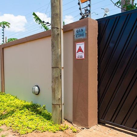 Casa Da Noleen Matola Exteriér fotografie