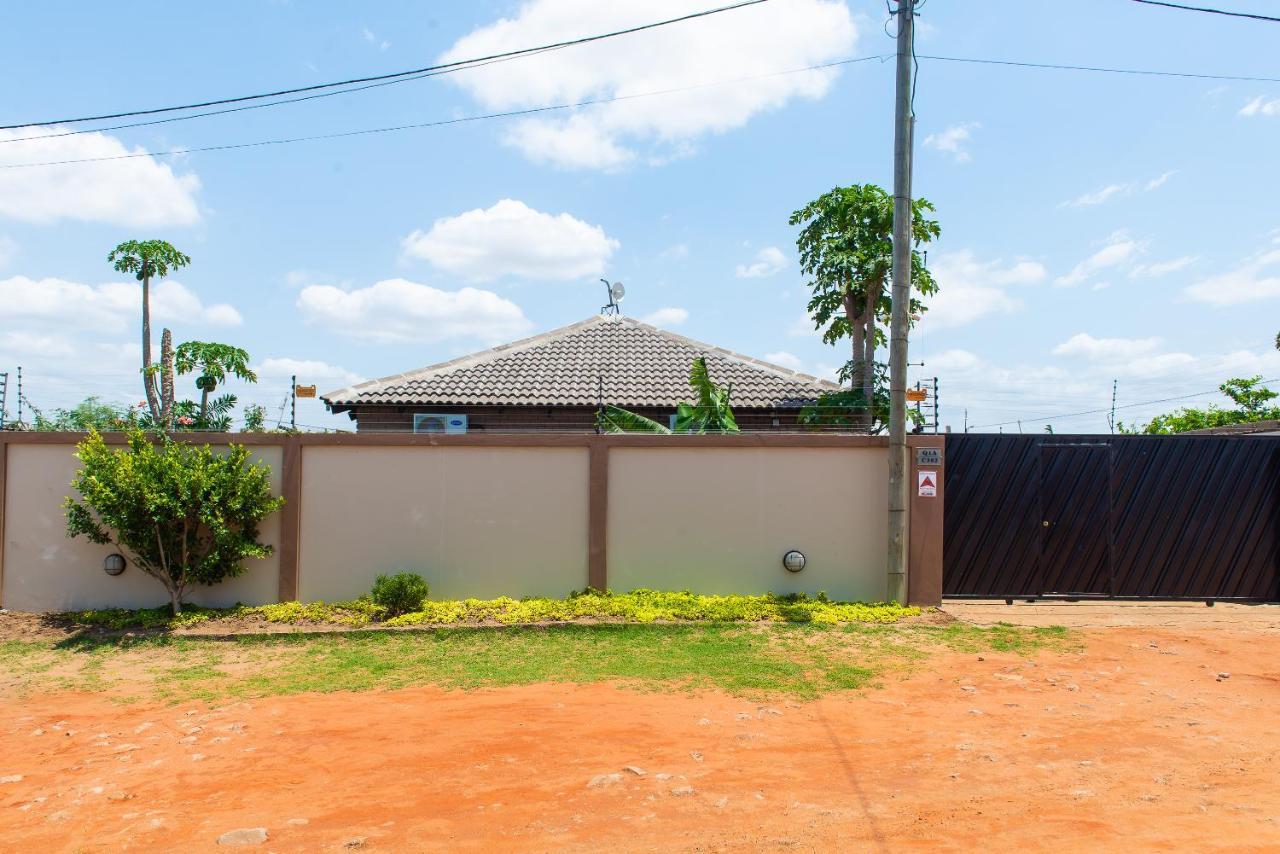 Casa Da Noleen Matola Exteriér fotografie